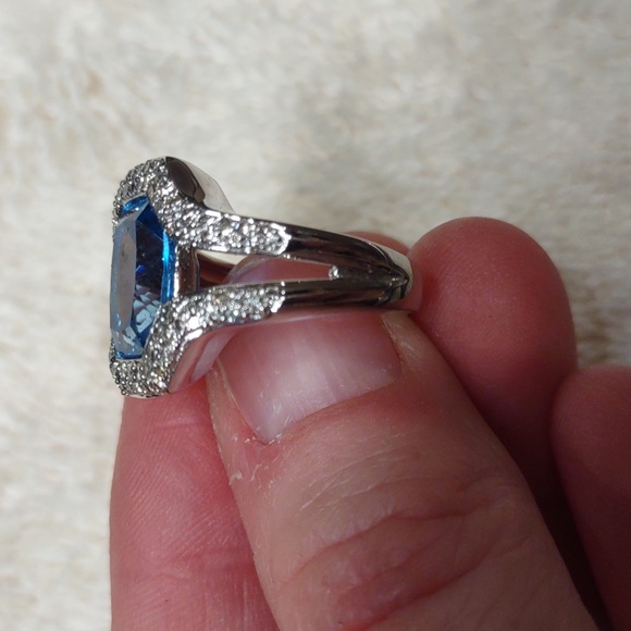 London Blue Topaz And Diamond Ring Set In 10kt White Gold - Picture 3 of 12